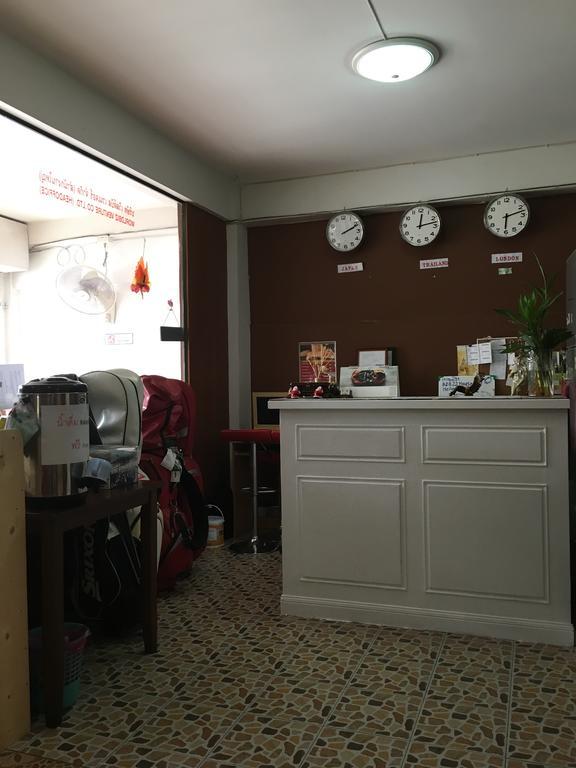 B&B 22 House Bangkok Exteriör bild