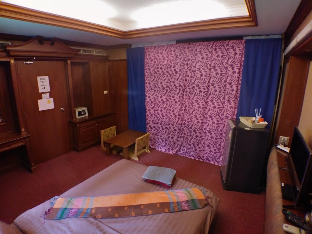 B&B 22 House Bangkok Exteriör bild